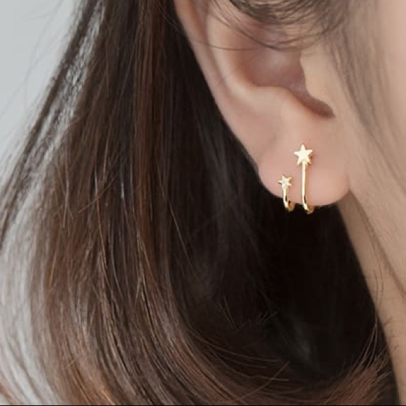 925 Sterling Silver Star Stud Earrings - Picture 1 of 2